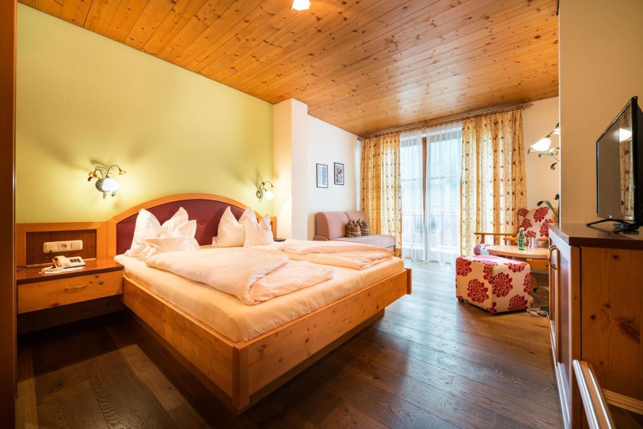Hotel Krimmlerfaelle Екстериор снимка